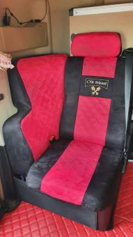 Sitzbezüge für Actros MP5 und MP4, mit Sitzecke-Solostar schwarz-rot, Old Skool 12 CM